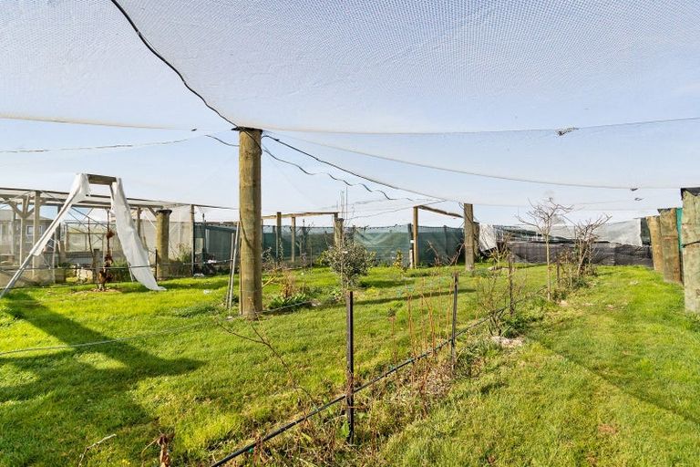 Photo of property in 8 Arowhenua Station Road, Kerrytown, Timaru, 7973