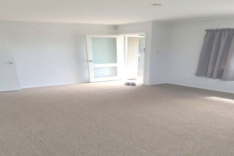 Photo of property in 1/7 Putney Place, Ranui, Auckland, 0612