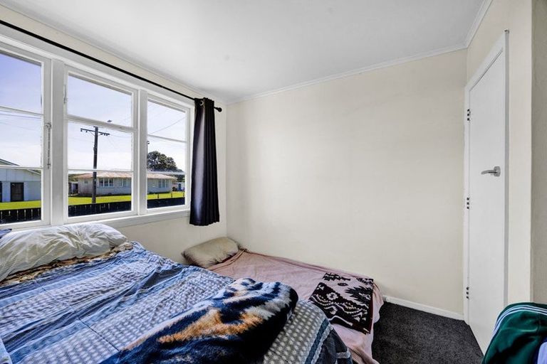 Photo of property in 22 Elizabeth Street, Patea, 4520