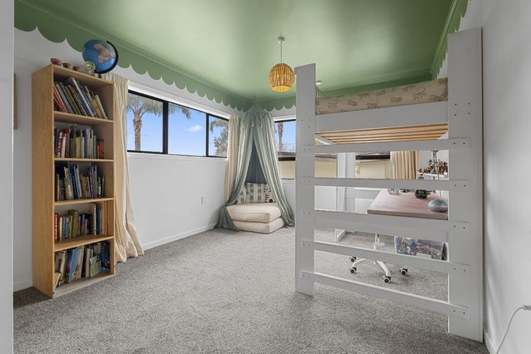 Photo of property in 20 Rawhiti Road, Manly, Whangaparaoa, 0930