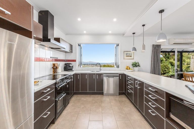 Photo of property in 19 City View Grove, Harbour View, Lower Hutt, 5010