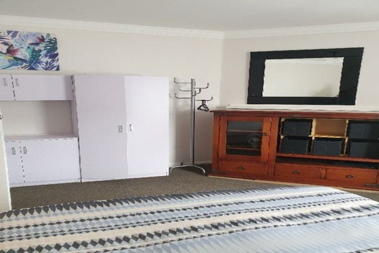 Photo of property in 69 Hutt Road, Petone, Lower Hutt, 5012