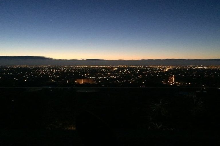 Photo of property in 16 Macmillan Avenue, Cashmere, Christchurch, 8022