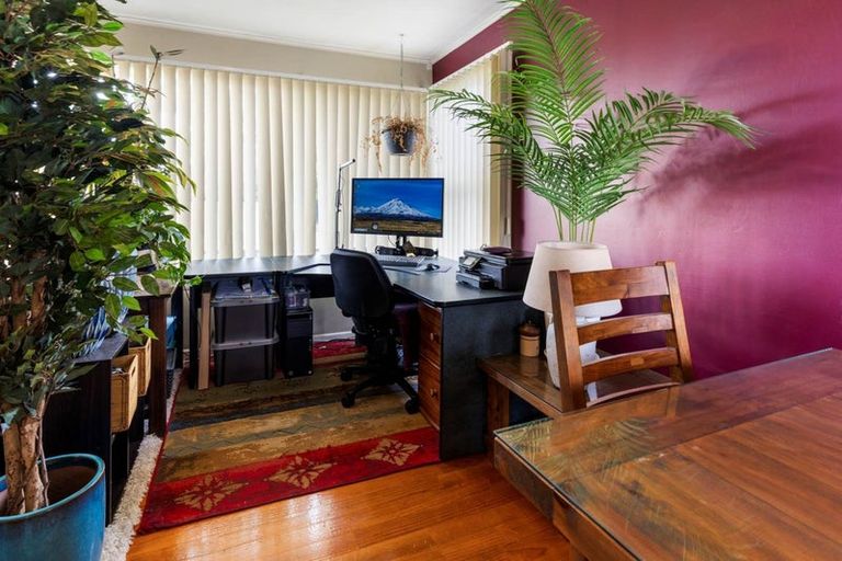 Photo of property in 97 Chichester Drive, Rosehill, Papakura, 2113