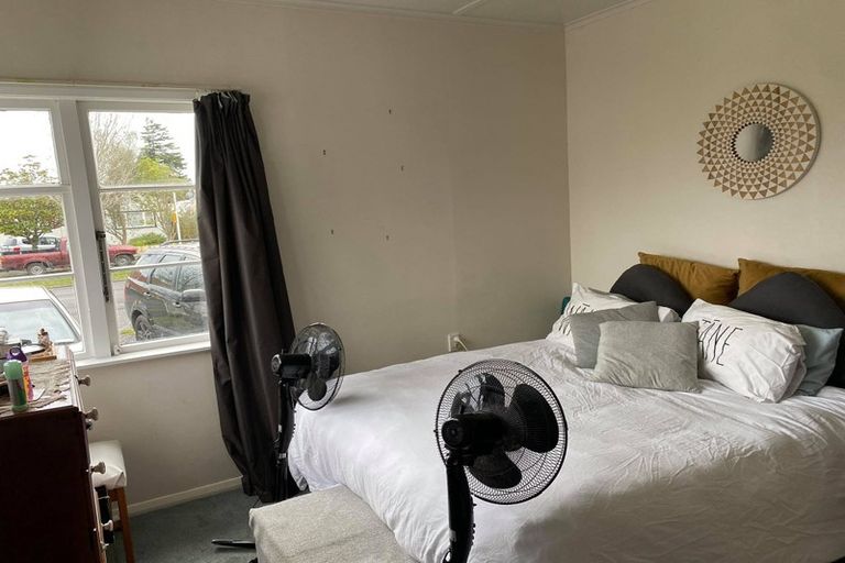 Photo of property in 52 Claude Street, Fairfield, Hamilton, 3214