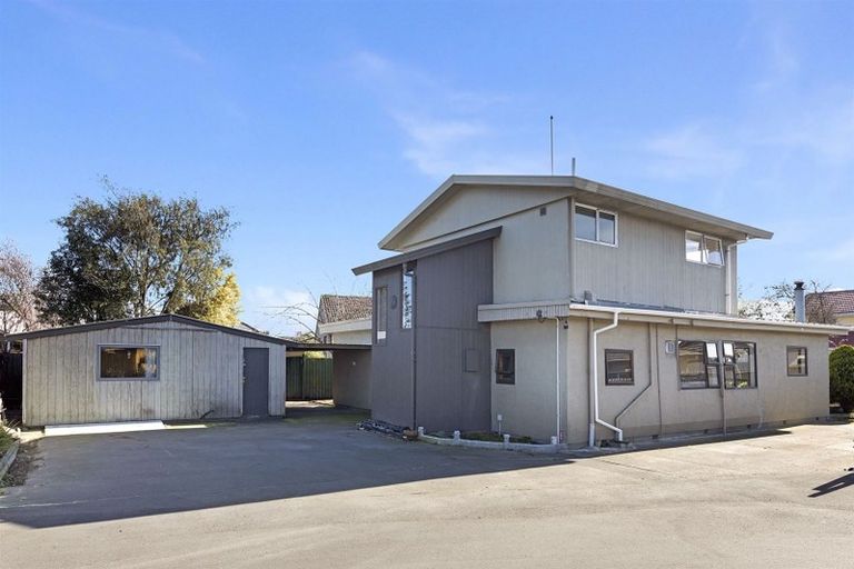 Photo of property in 52 Sawyers Arms Road, Northcote, Christchurch, 8052