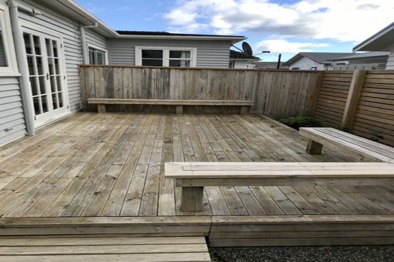 Photo of property in 223 Naenae Road, Naenae, Lower Hutt, 5011