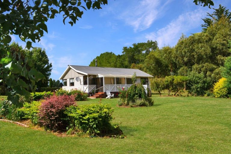 Photo of property in 560 Alma-maheno Road, Alma, Oamaru, 9492