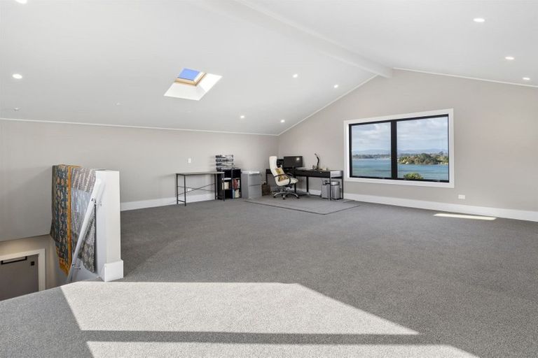 Photo of property in 73 Margaret Drive, Omokoroa, 3114