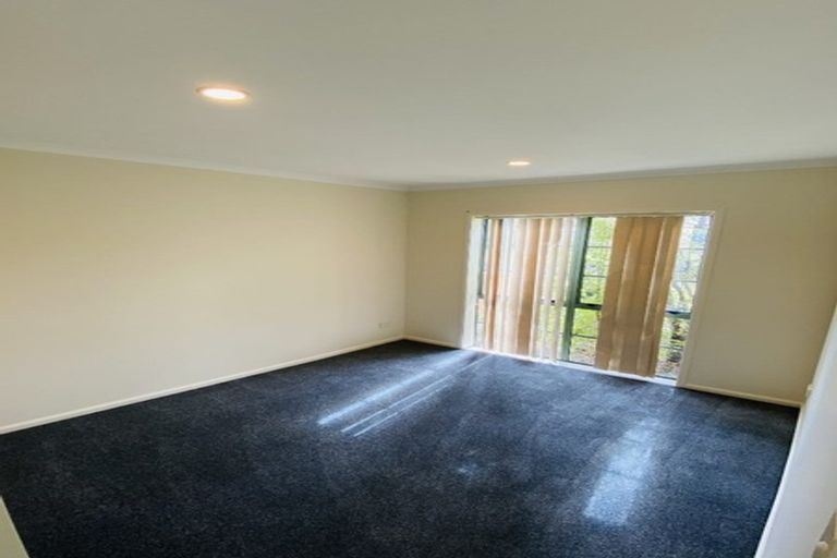 Photo of property in 88 Bluebird Crescent, Unsworth Heights, Auckland, 0632