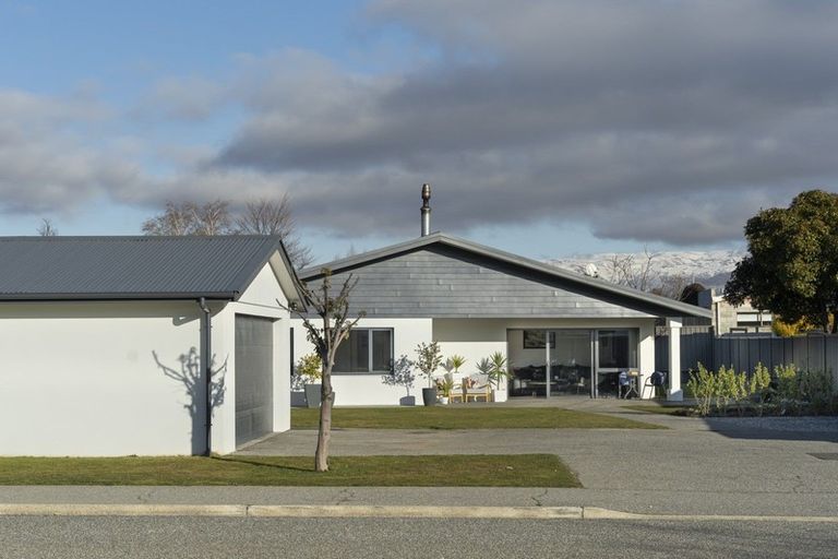 Photo of property in 11 Clare Place, Cromwell, 9310