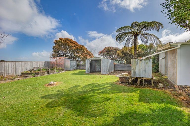 Photo of property in 57 Kuku Beach Road, Kuku, Levin, 5570