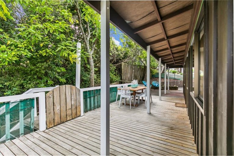Photo of property in 82d Verbena Road, Birkdale, Auckland, 0626