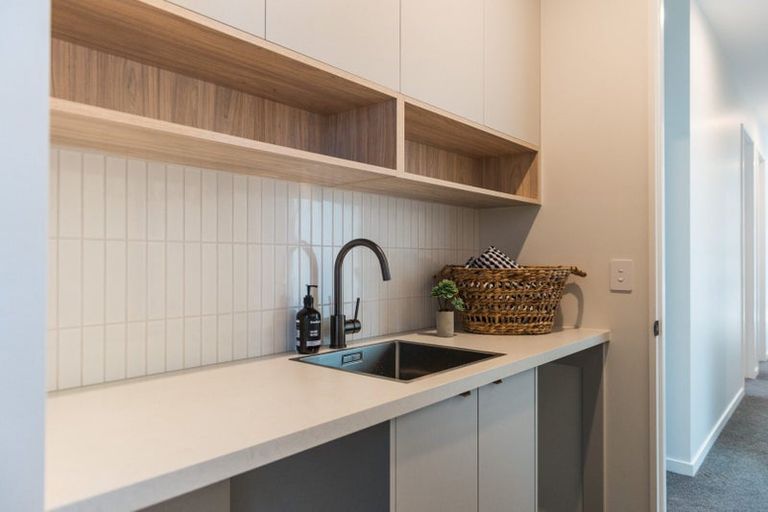 Photo of property in 15 Oakbridge Boulevard, Marshland, Christchurch, 8051