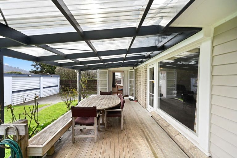 Photo of property in 69 Resthill Crescent, Glenview, Hamilton, 3206