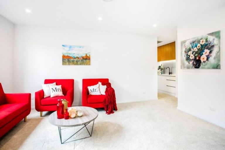 Photo of property in 19 Tawatawa Street, Long Bay, Auckland, 0630