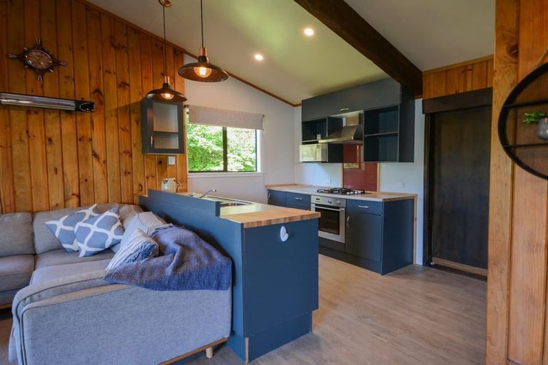 Photo of property in 5b Kingfisher Road, Takamatua, 7581