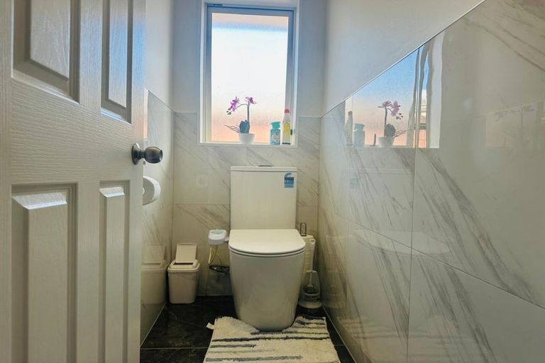 Photo of property in 49 Longford Park Drive, Takanini, 2112