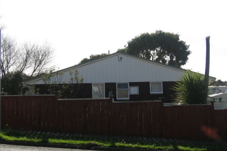 Photo of property in 125 Warspite Avenue, Cannons Creek, Porirua, 5024