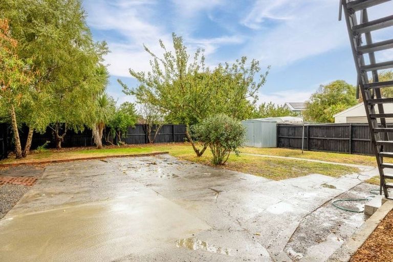 Photo of property in 102 Eureka Street, Aranui, Christchurch, 8061