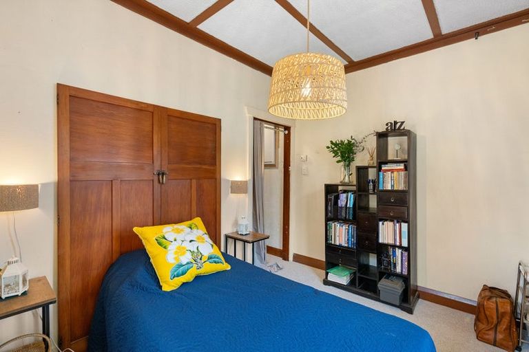 Photo of property in 32 York Street, Levin, 5510