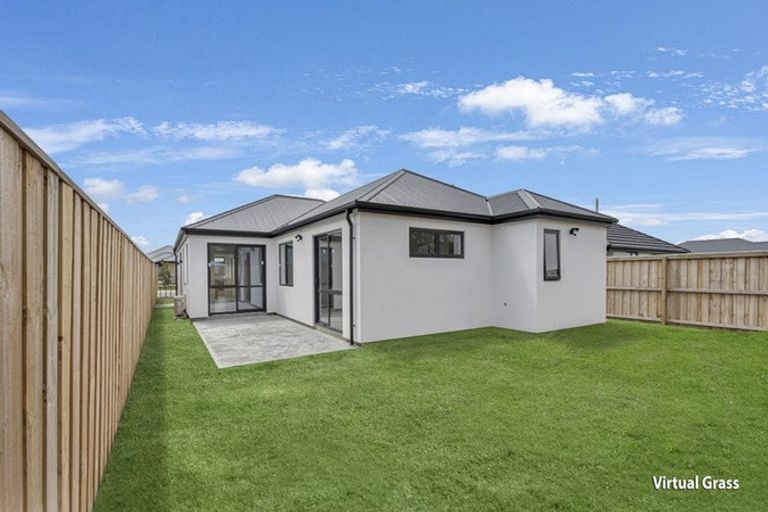 Photo of property in 35 Stackwood Avenue, Woodend, 7691