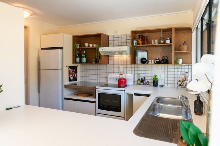 Photo of property in Highwic, 9/32 Hobson Street, Thorndon, Wellington, 6011