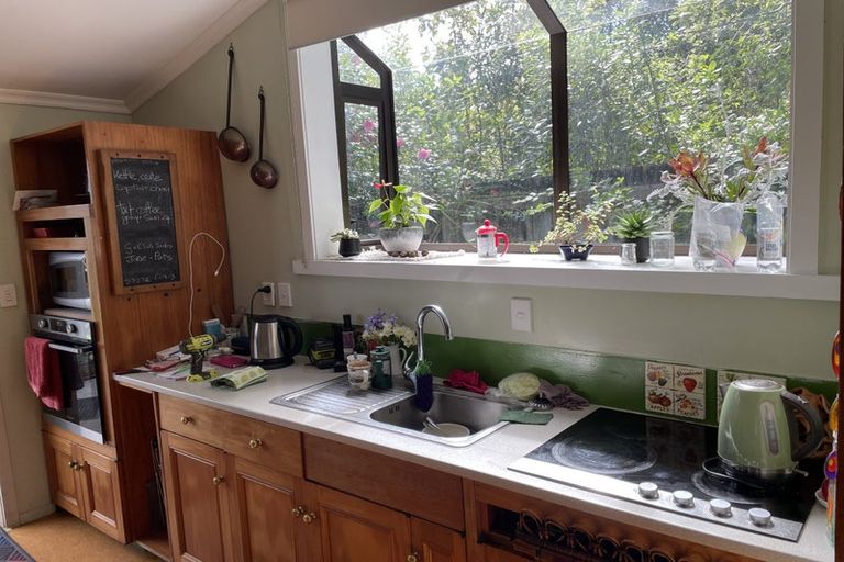 Photo of property in 50 Kents Road, Reikorangi, Waikanae, 5391