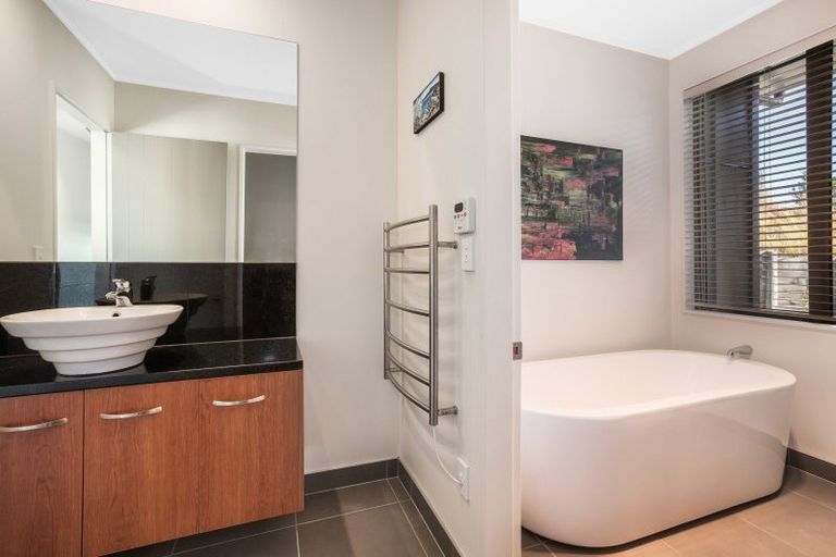 Photo of property in 187 Peka Peka Road, Peka Peka, Waikanae, 5391