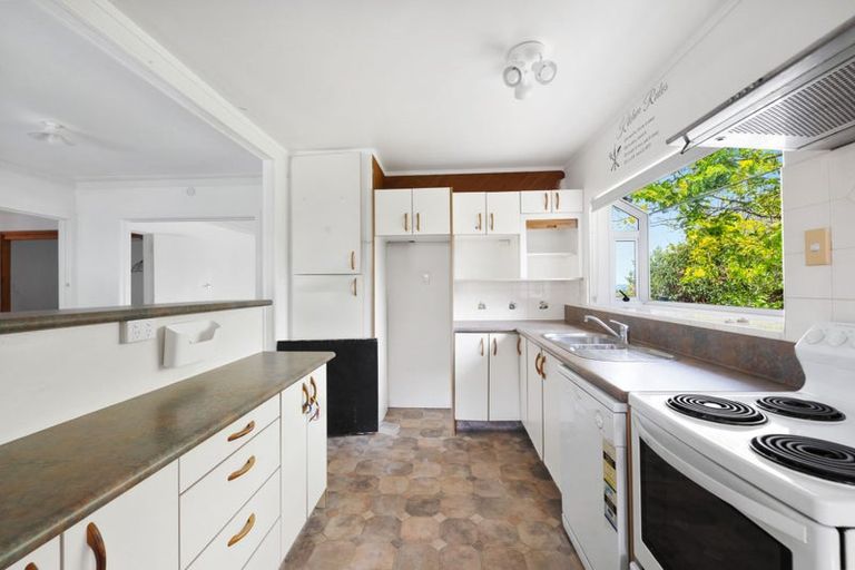 Photo of property in 21 Patons Road, Howick, Auckland, 2014