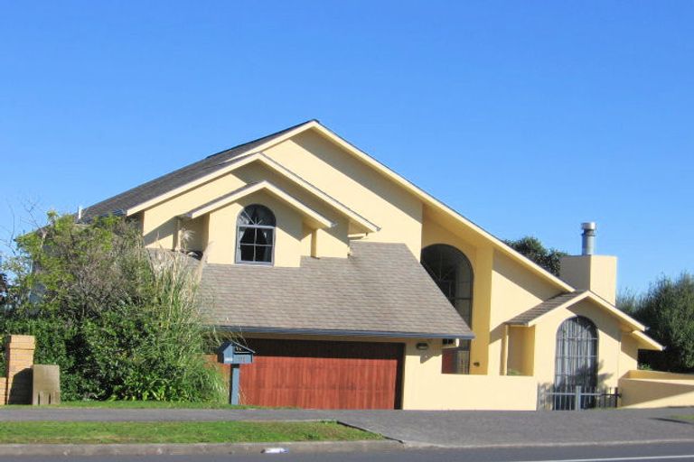 Photo of property in 91 Goodwood Drive, Goodwood Heights, Auckland, 2105