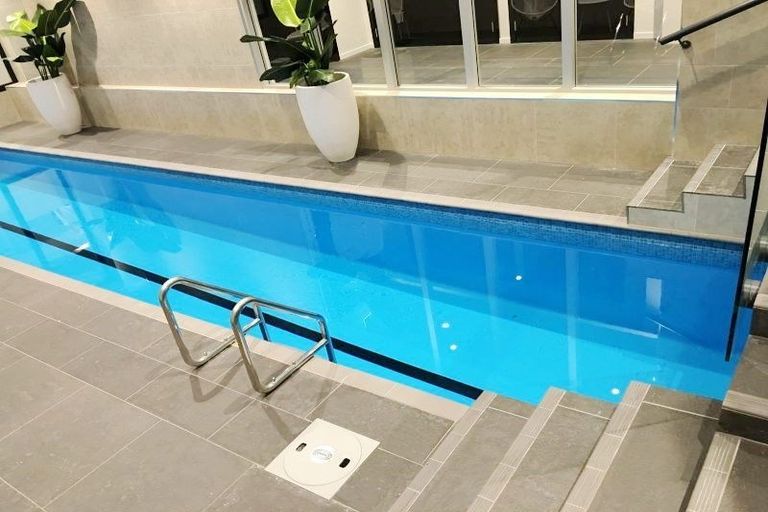 Photo of property in Queen's Residences, 2002/8 Airedale Street, Auckland Central, Auckland, 1010