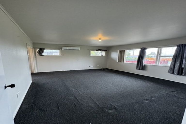 Photo of property in 9 Kairanga Street, Mangere East, Auckland, 2024