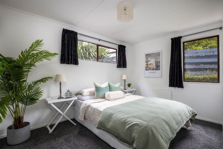 Photo of property in 121 Poplar Grove, Whalers Gate, New Plymouth, 4310