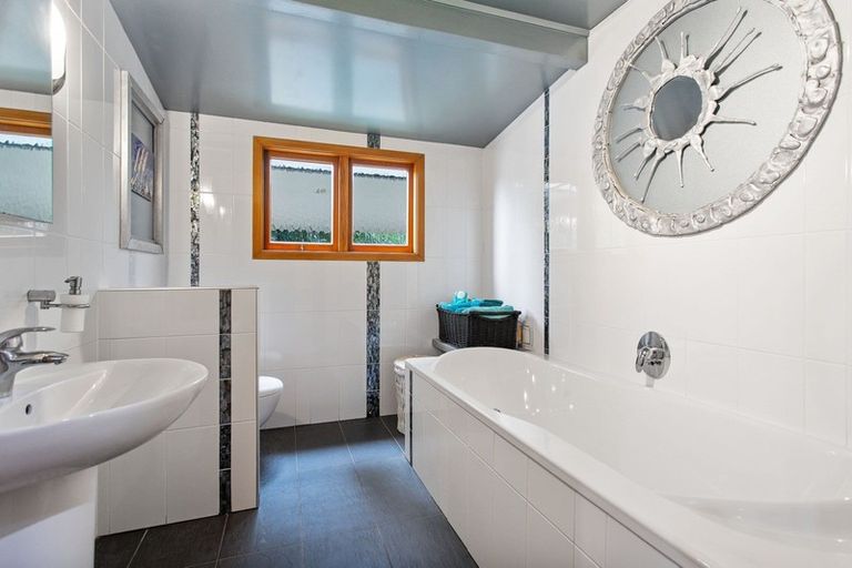 Photo of property in 65 Dale Road, Ramarama, Drury, 2579