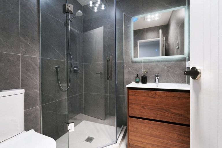 Photo of property in 73d Salamanca Road, Sunnynook, Auckland, 0620