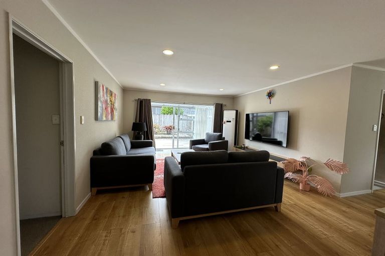 Photo of property in 2/55 Clydesdale Avenue, Somerville, Auckland, 2014