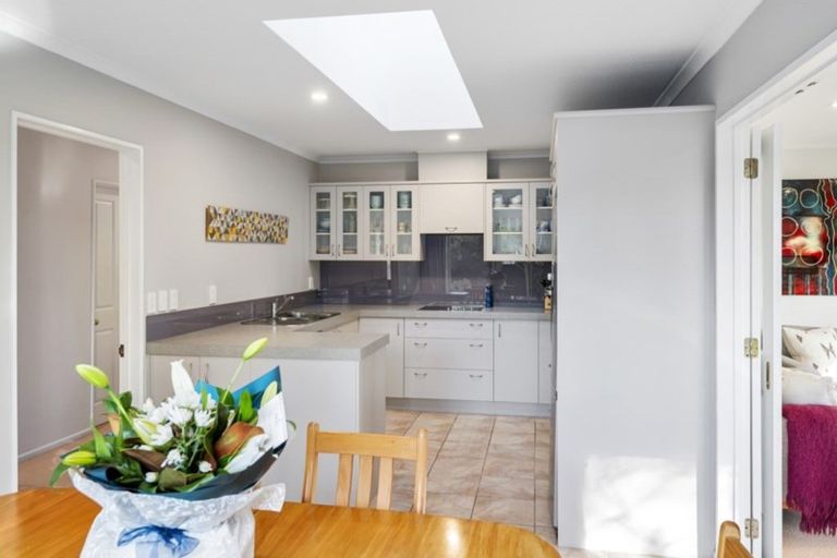 Photo of property in 2/50 Dunedin Street, Redwood, Christchurch, 8051