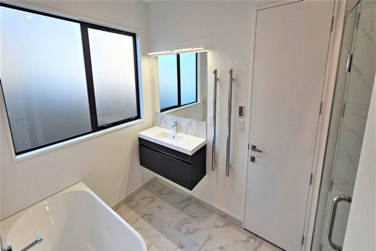 Photo of property in 51 Tulett Park Drive, Casebrook, Christchurch, 8051