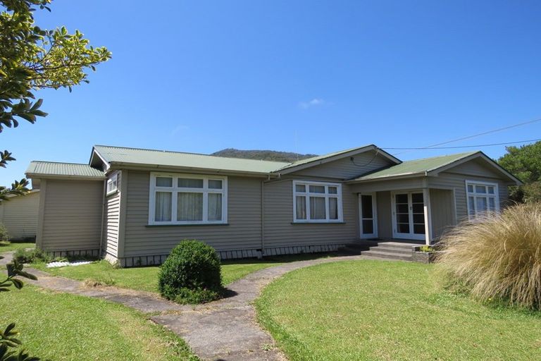 Photo of property in 9 River Road, Hector, 7822