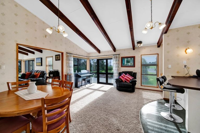 Photo of property in 2227 Skeet Road, Auroa, Hawera, 4678