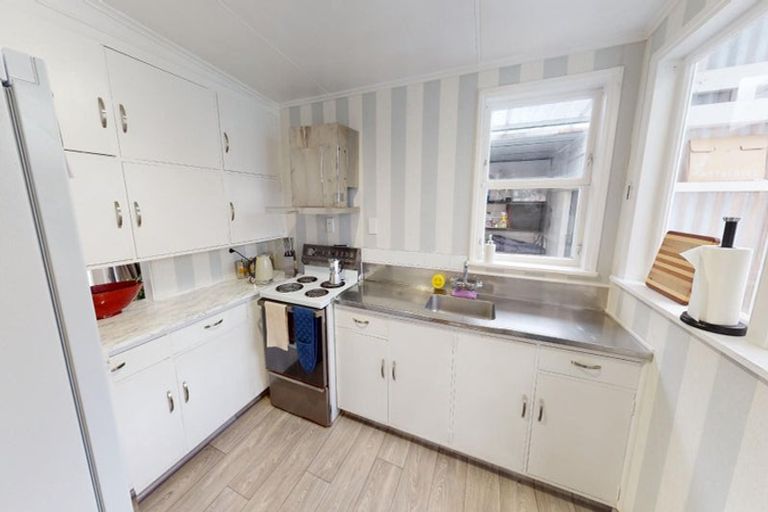 Photo of property in 10 Alexander Street, Awapuni, Palmerston North, 4412