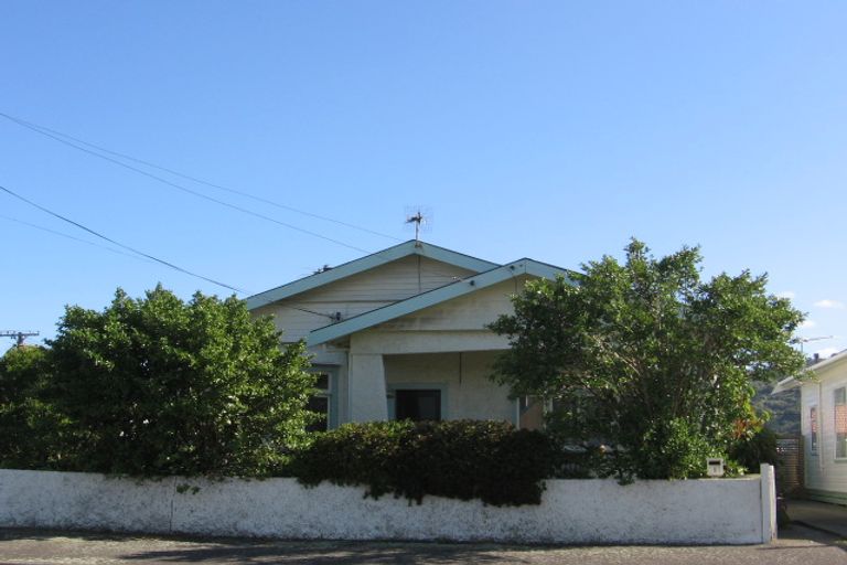 Photo of property in 1 Plunket Avenue, Petone, Lower Hutt, 5012