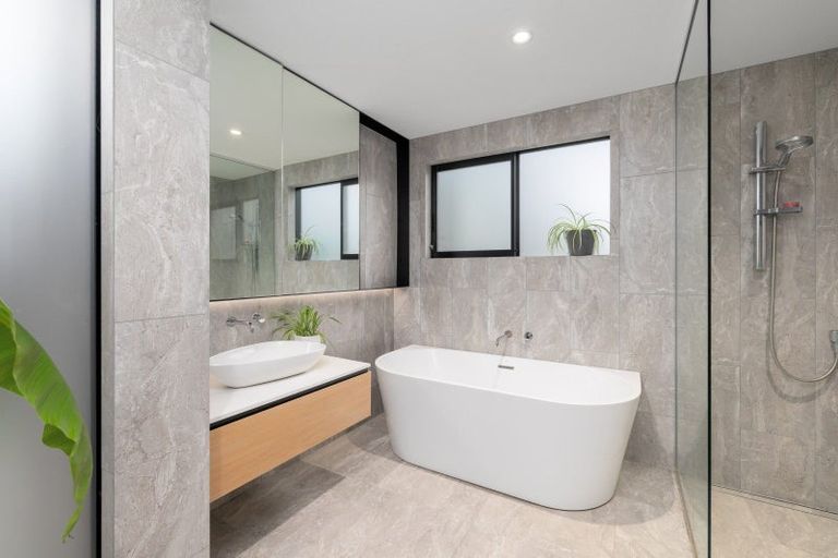 Photo of property in 26 Hackthorne Road, Cashmere, Christchurch, 8022