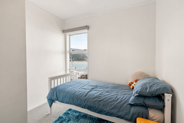 Photo of property in 2/104 Owhiro Bay Parade, Owhiro Bay, Wellington, 6023