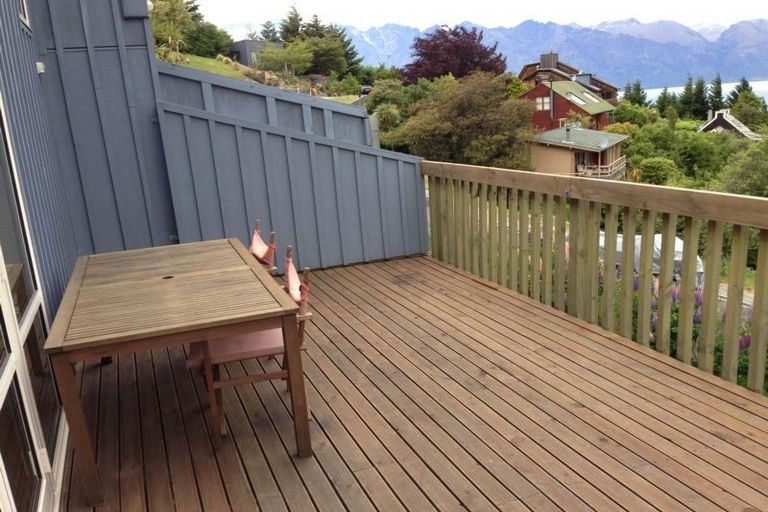 Photo of property in 11b Mckerrow Place, Sunshine Bay, Queenstown, 9300
