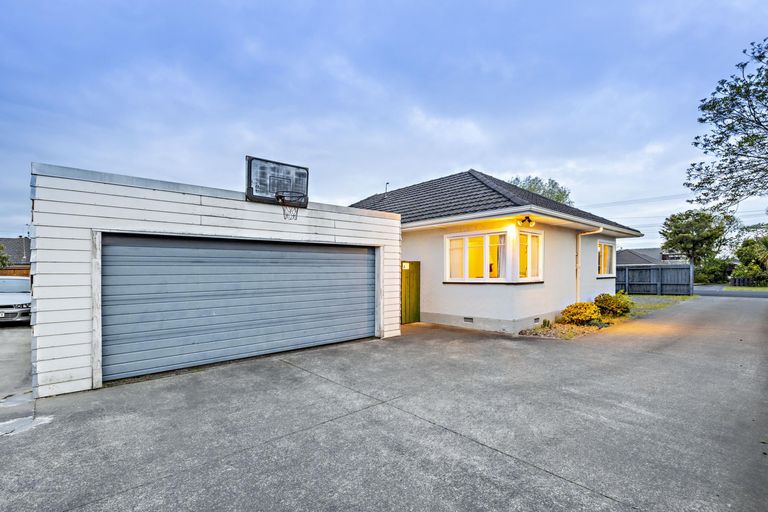 Photo of property in 56 Willis Road, Papakura, 2110