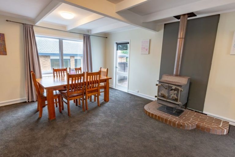 Photo of property in 13 Walton Road, Paraparaumu Beach, Paraparaumu, 5032