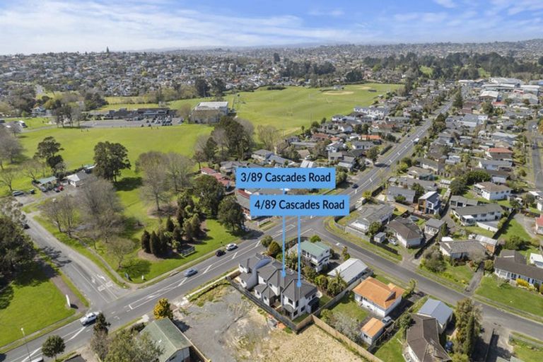 Photo of property in 89c Cascades Road, Pakuranga Heights, Auckland, 2010