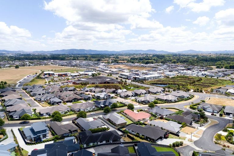 Photo of property in 44 Keston Crescent, Flagstaff, Hamilton, 3210